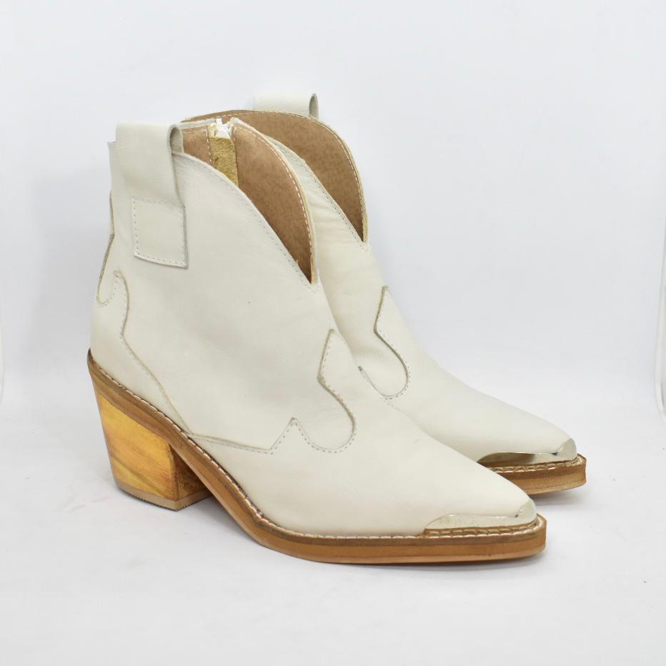 WhatsApp Image 2023-08-17 at 08.34.29