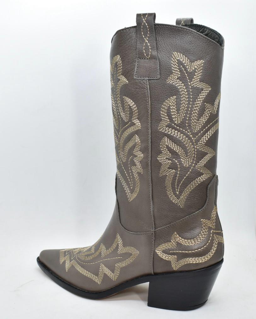 WhatsApp Image 2025-08-06 at 15.27.51 (1)