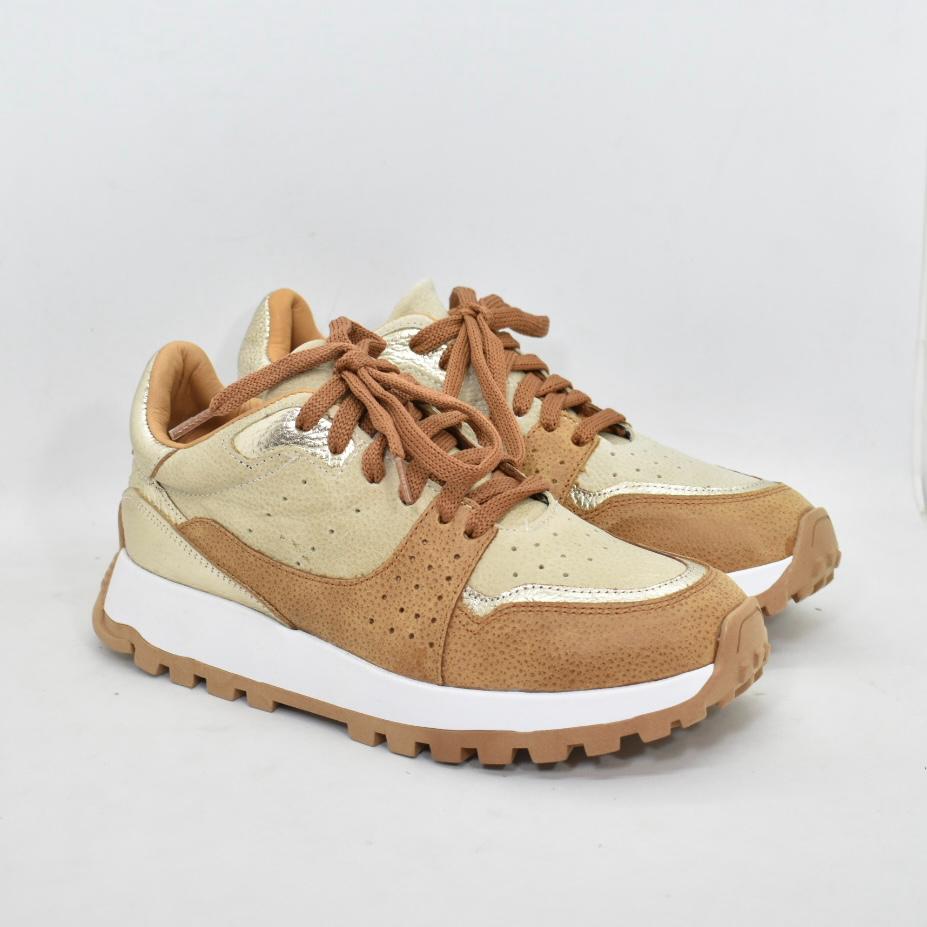 4b20f354-f5b3-4c3f-bf7f-2bb42cd8b5d6