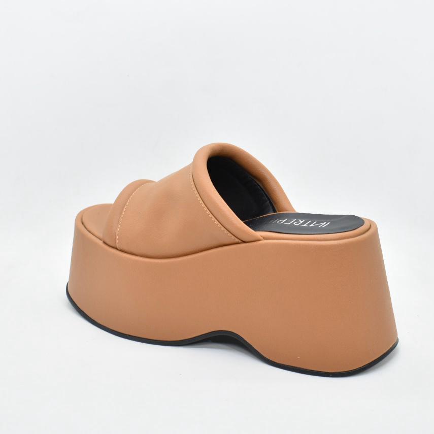 733d8836-087d-4150-8265-b90501e66d6b