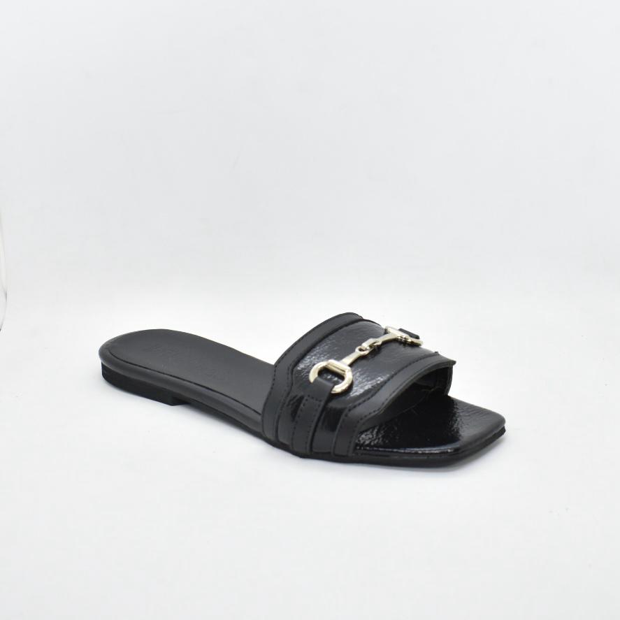 b1606684-bf8d-417d-bc0f-af3bbaf3a049