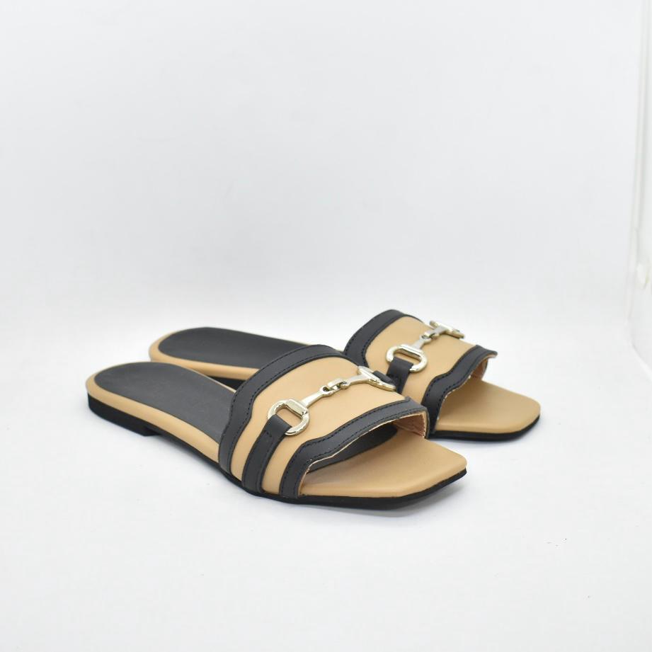 b6eb8a83-8c4f-4ca6-90fa-7b7276b090ca