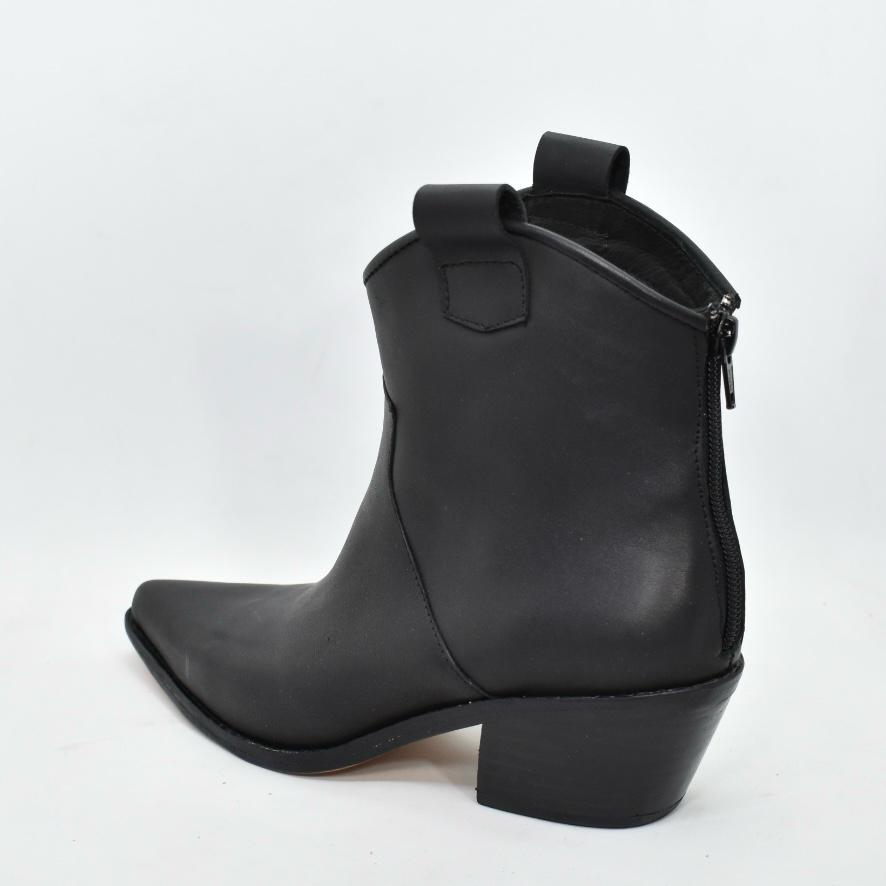 WhatsApp Image 2025-02-20 at 1.51.04 PM