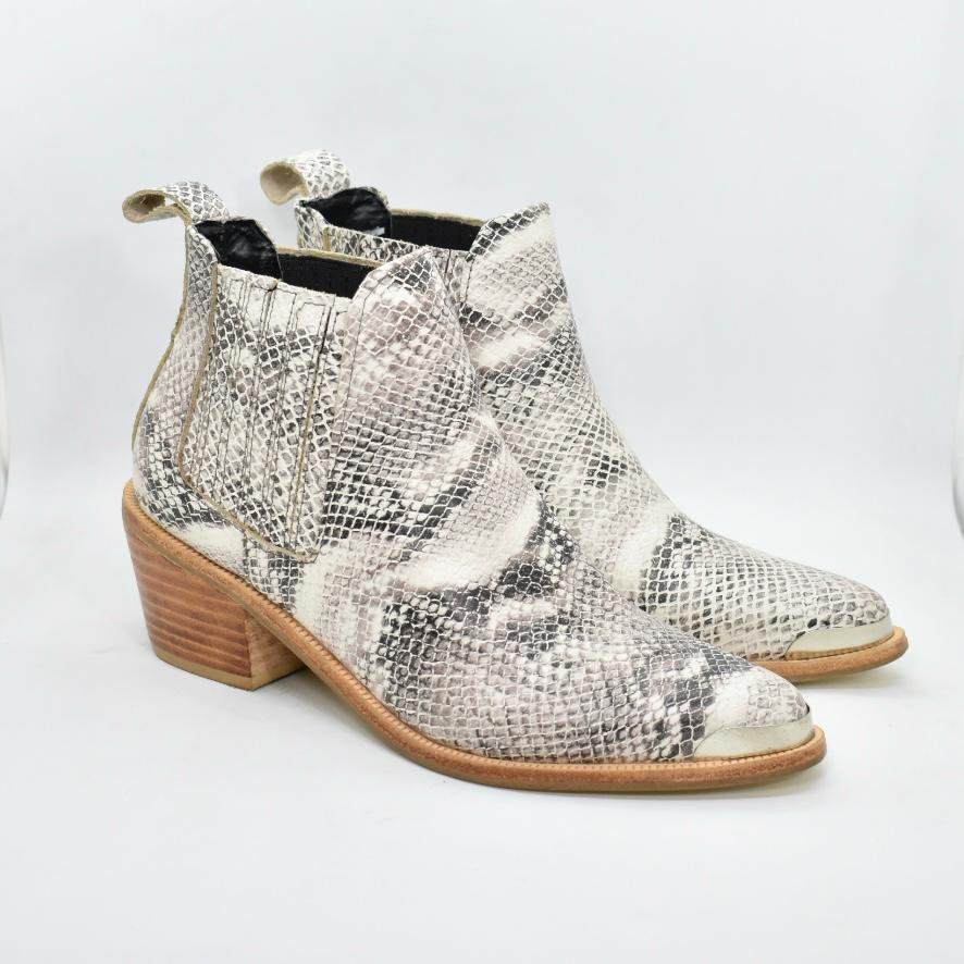 WhatsApp Image 2025-03-05 at 7.47.31 PM