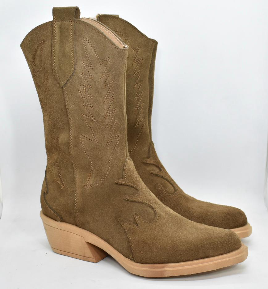 c8e51c88-9812-46a5-9f7e-7ff7217dbdca