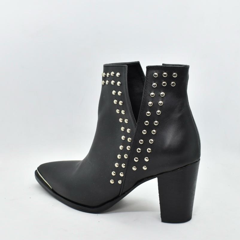 d96bc001-4c8a-4dd2-a97b-f26d6eef9046