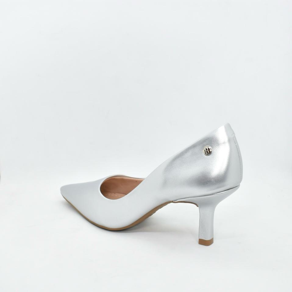 323bf647-9e74-44a0-a4d3-9d2829e6d913