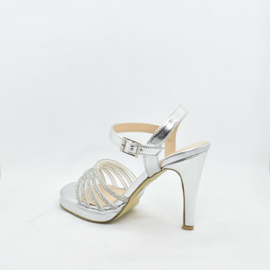 a6b1f334-2c15-43f5-9738-a27471d9d448