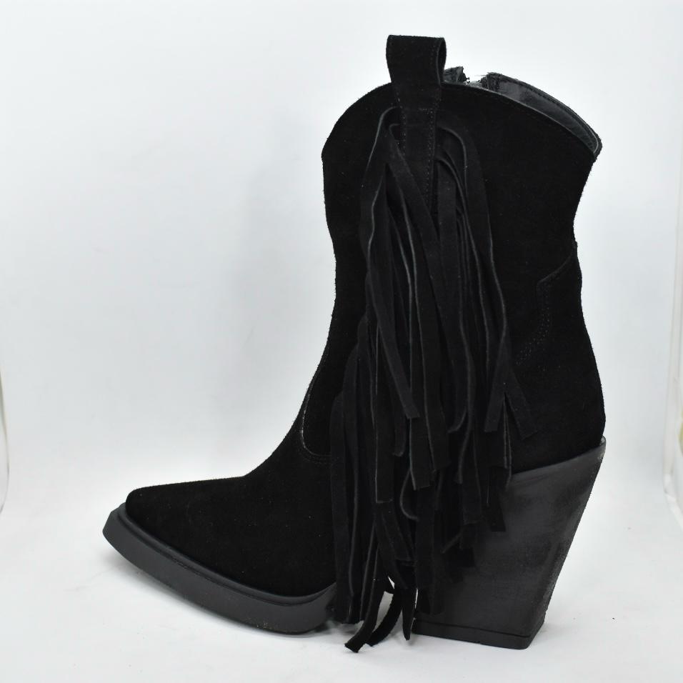 WhatsApp Image 2025-09-30 at 18.22.13 (1)