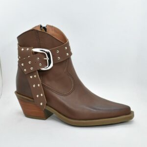 BOTA CON TACHAS - Imagen 6